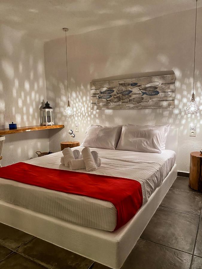 Milos Gem Suites Inn Pachaina Bagian luar foto