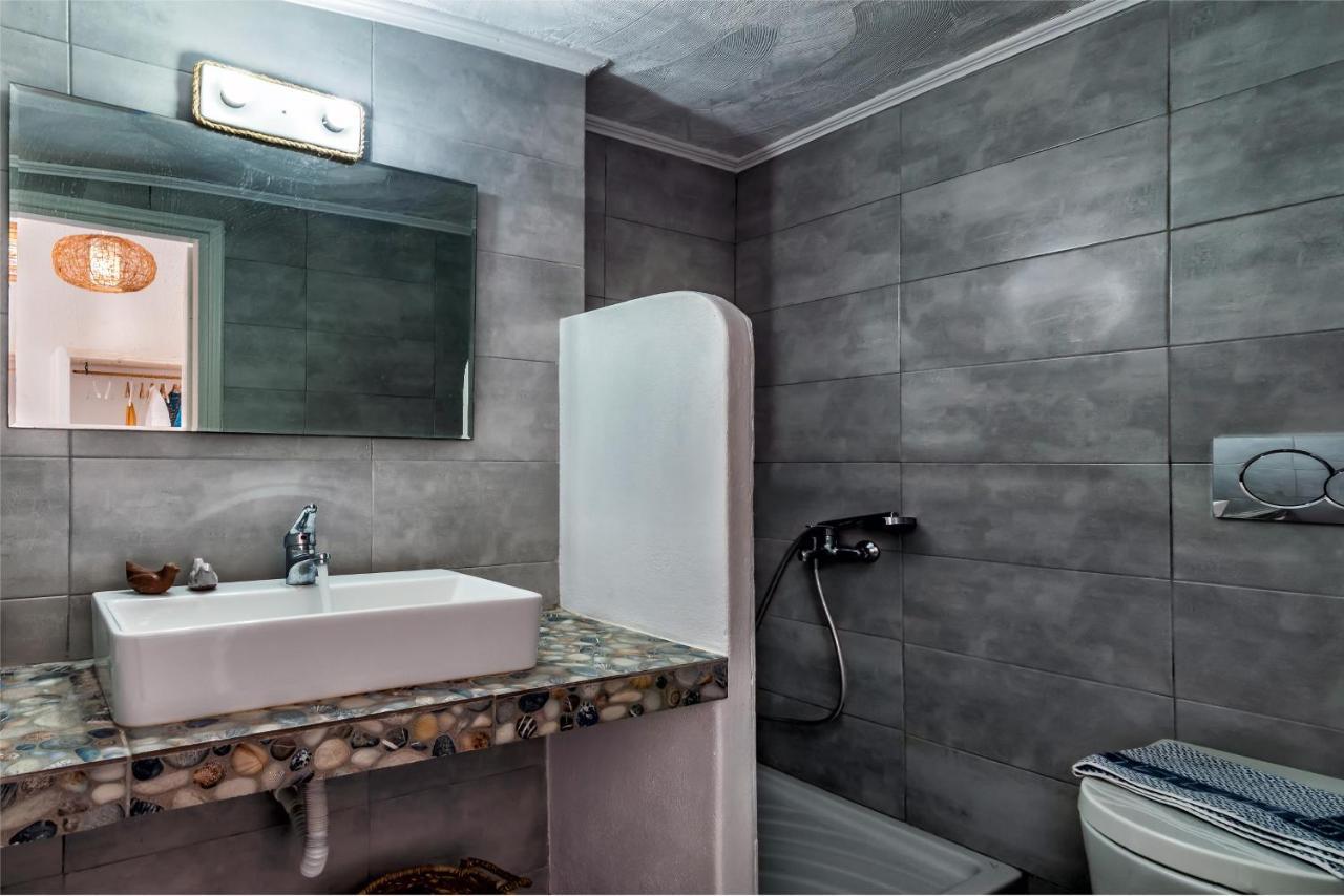 Milos Gem Suites Inn Pachaina Bagian luar foto